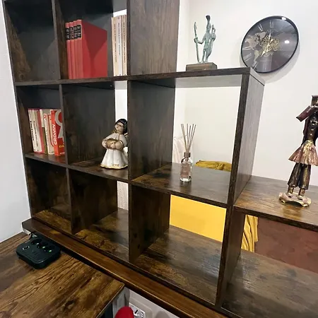 Roberto - Design Ed Eleganza Nel Cuore Di Appartamento