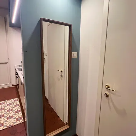 Roberto - Design Ed Eleganza Nel Cuore Di Apartment Imola
