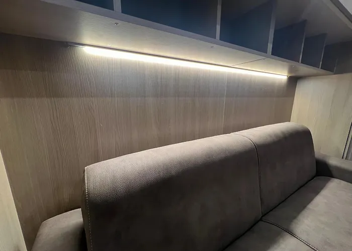 Roberto - Design Ed Eleganza Nel Cuore Di *